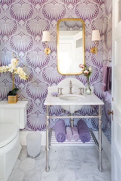 Lilac washrom